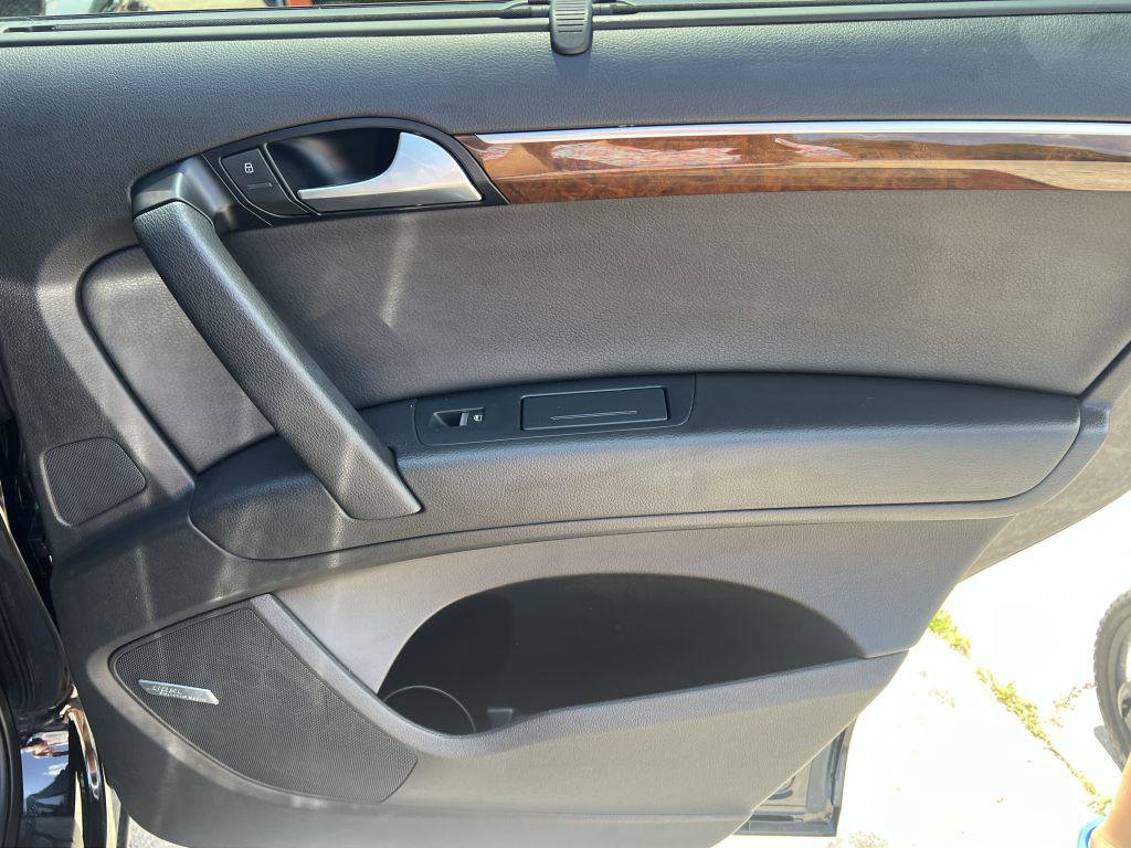 Used 2013 Audi Q7 TDI Premium Plus w/ Premium Plus Pkg image 21