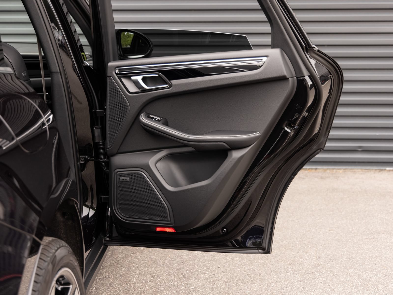 New 2026 Porsche Macan S AWD/4WD image 29