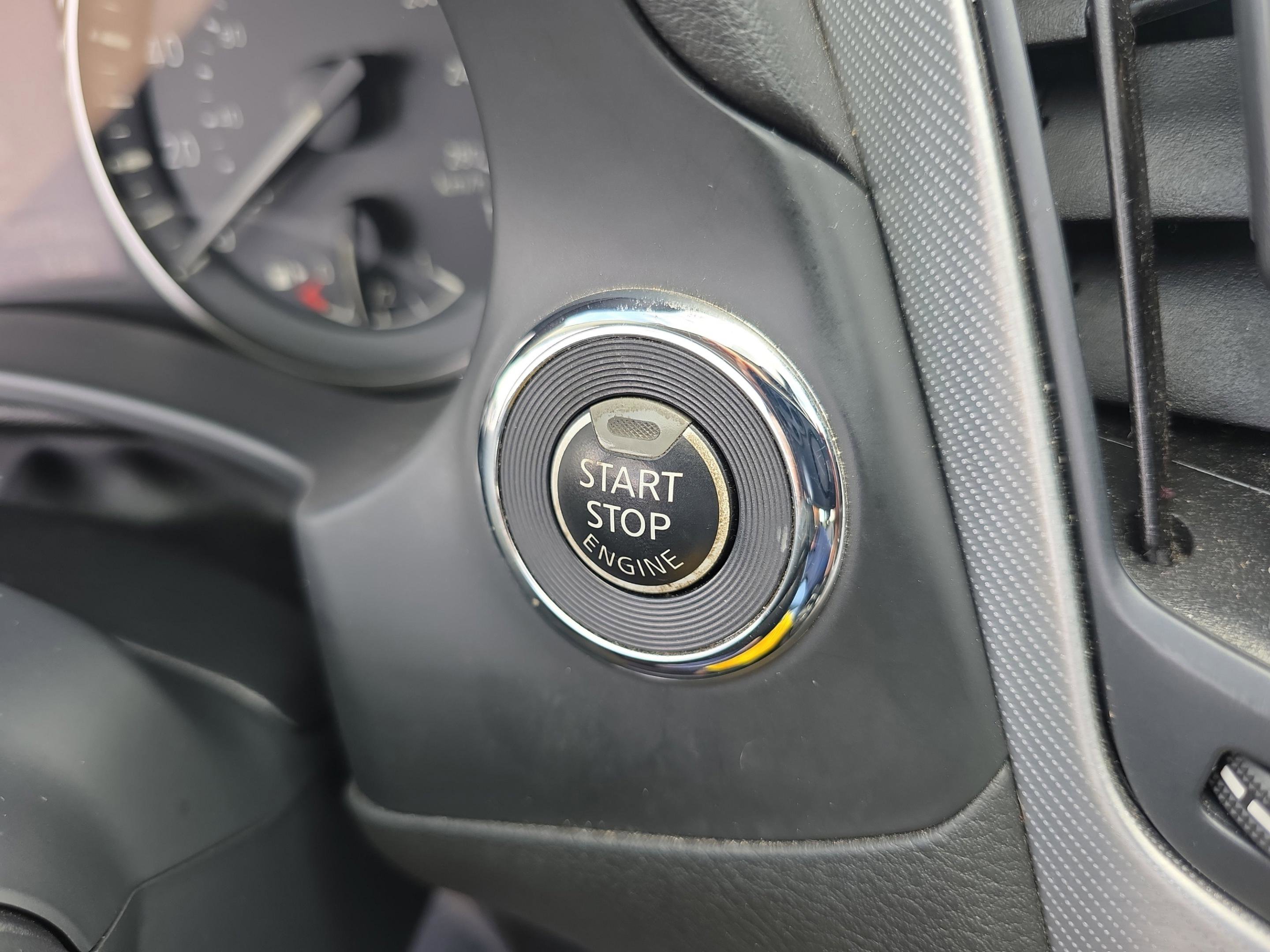 Used 2022 INFINITI Q50 Luxe w/ Cargo Package image 20