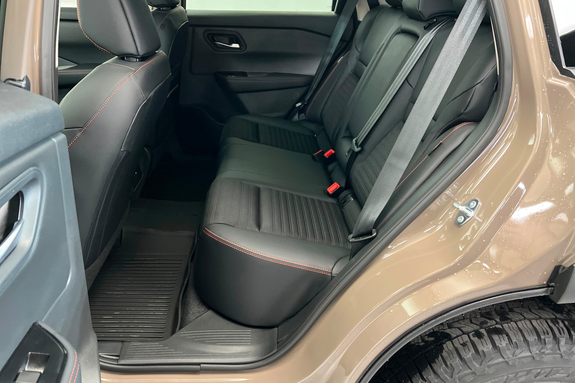 New 2026 Nissan Rogue SV w/ Rock Creek Premium Package image 21