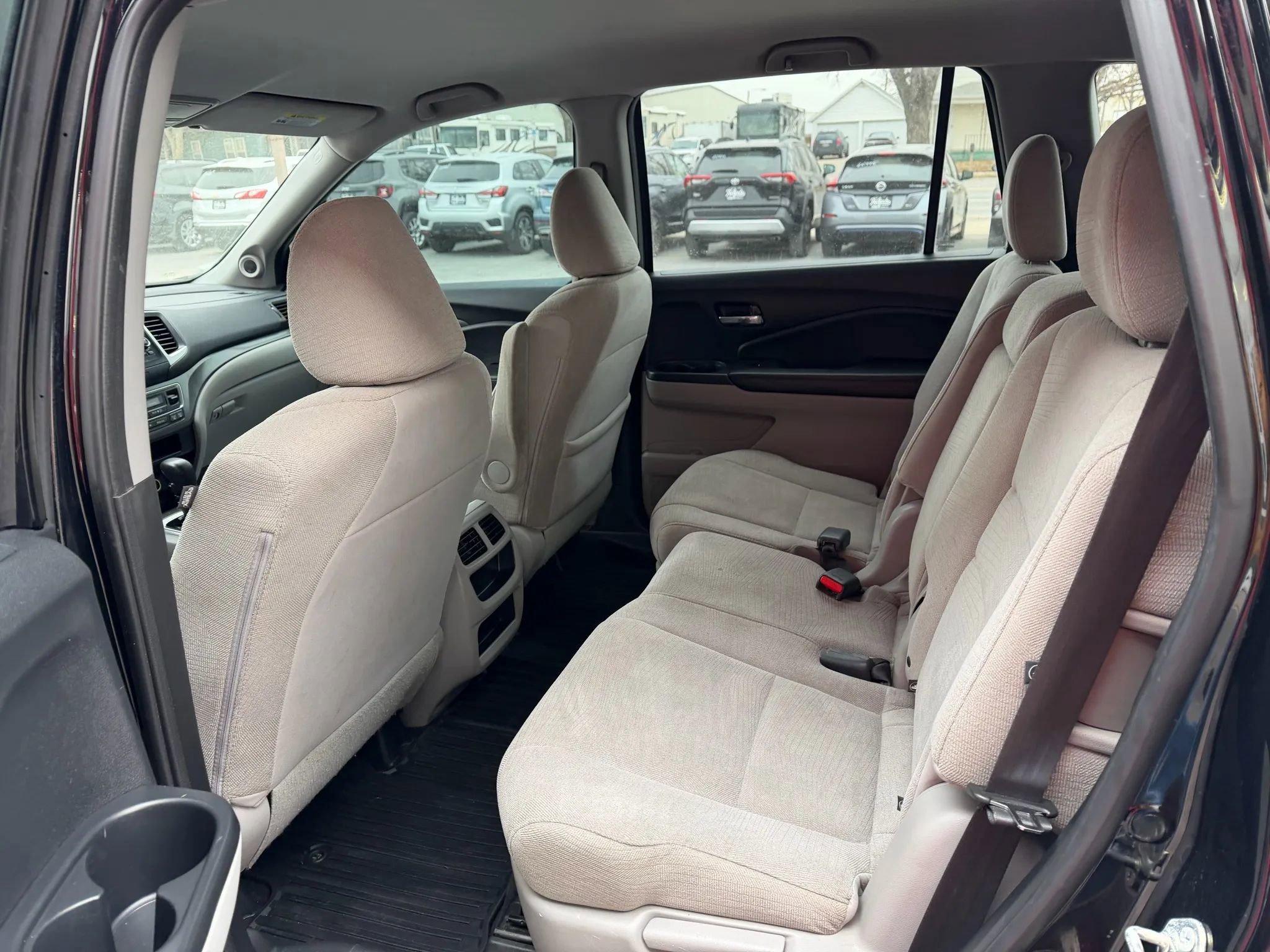 Used 2016 Honda Pilot LX image 12