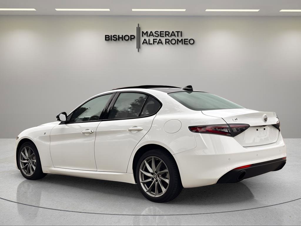 Used 2024 Alfa Romeo Giulia Ti image 4