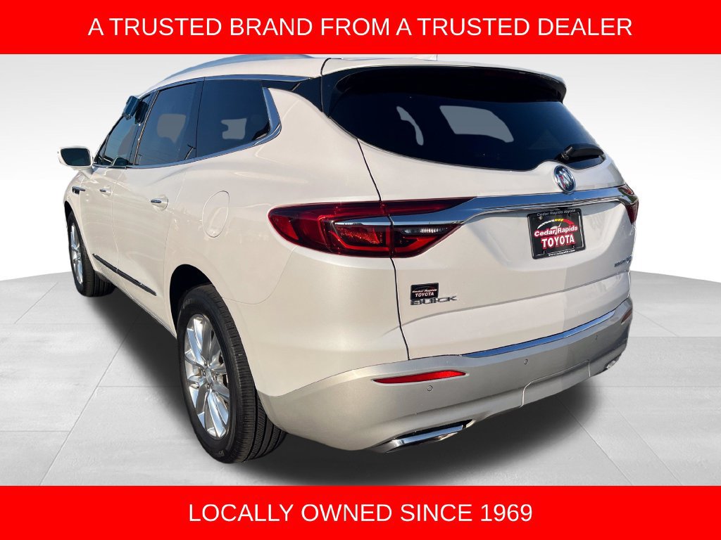 Used 2018 Buick Enclave Premium w/ Experience Buick Package AWD/4WD image 3