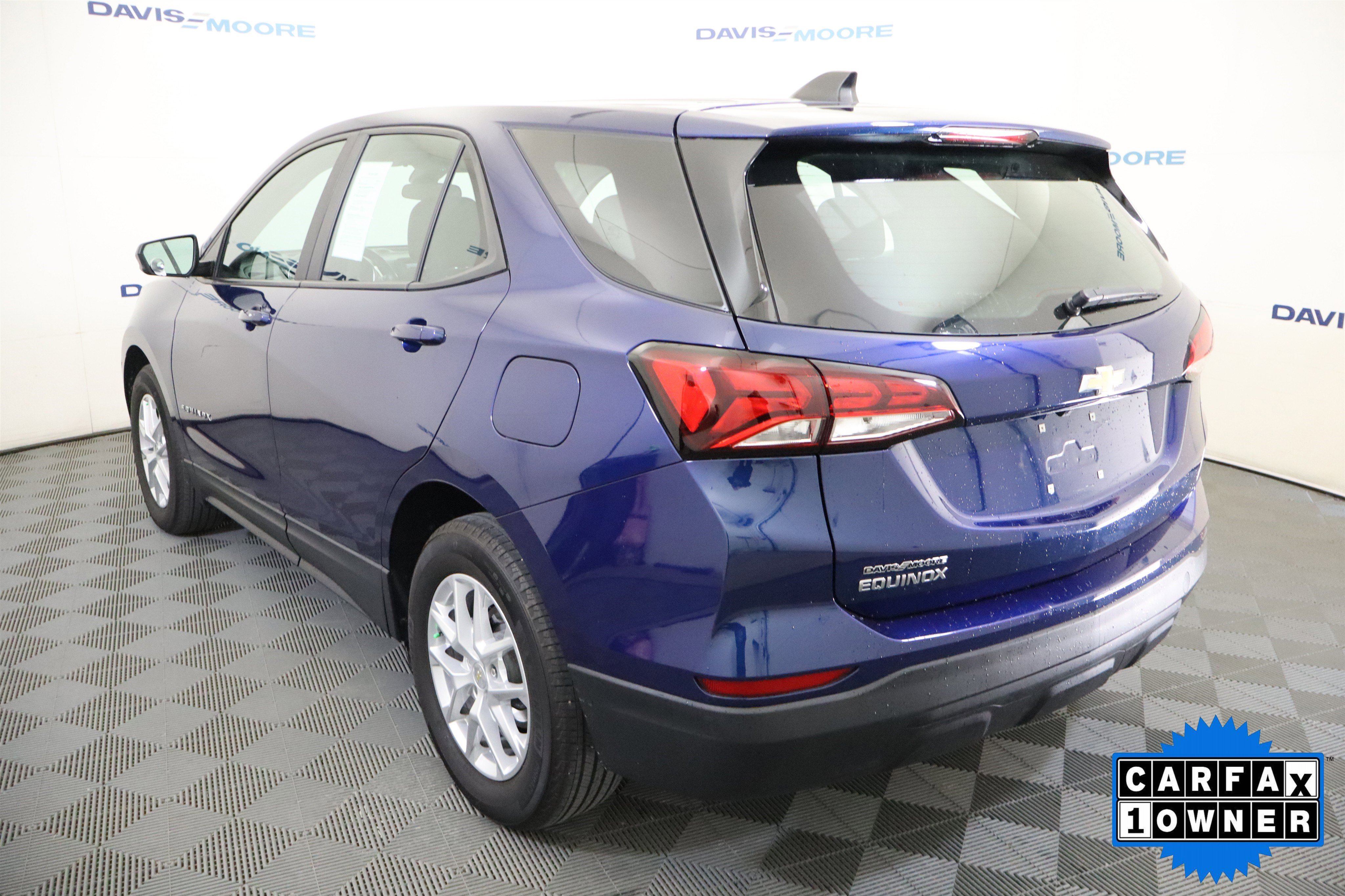 Used 2022 Chevrolet Equinox LS image 10