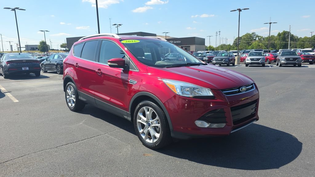 Used 2016 Ford Escape Titanium FWD image 1