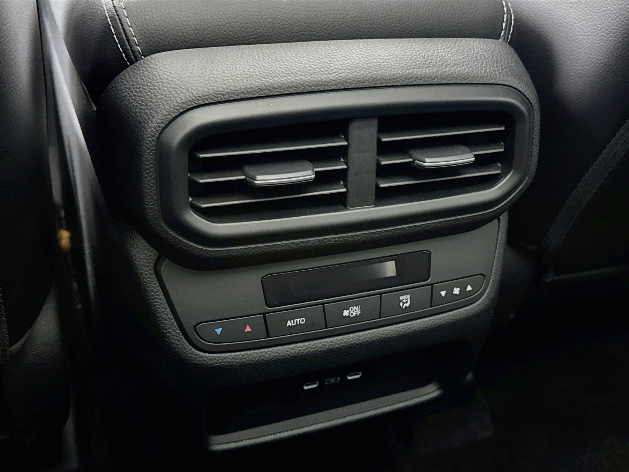 Certified 2024 Honda Pilot Touring image 27