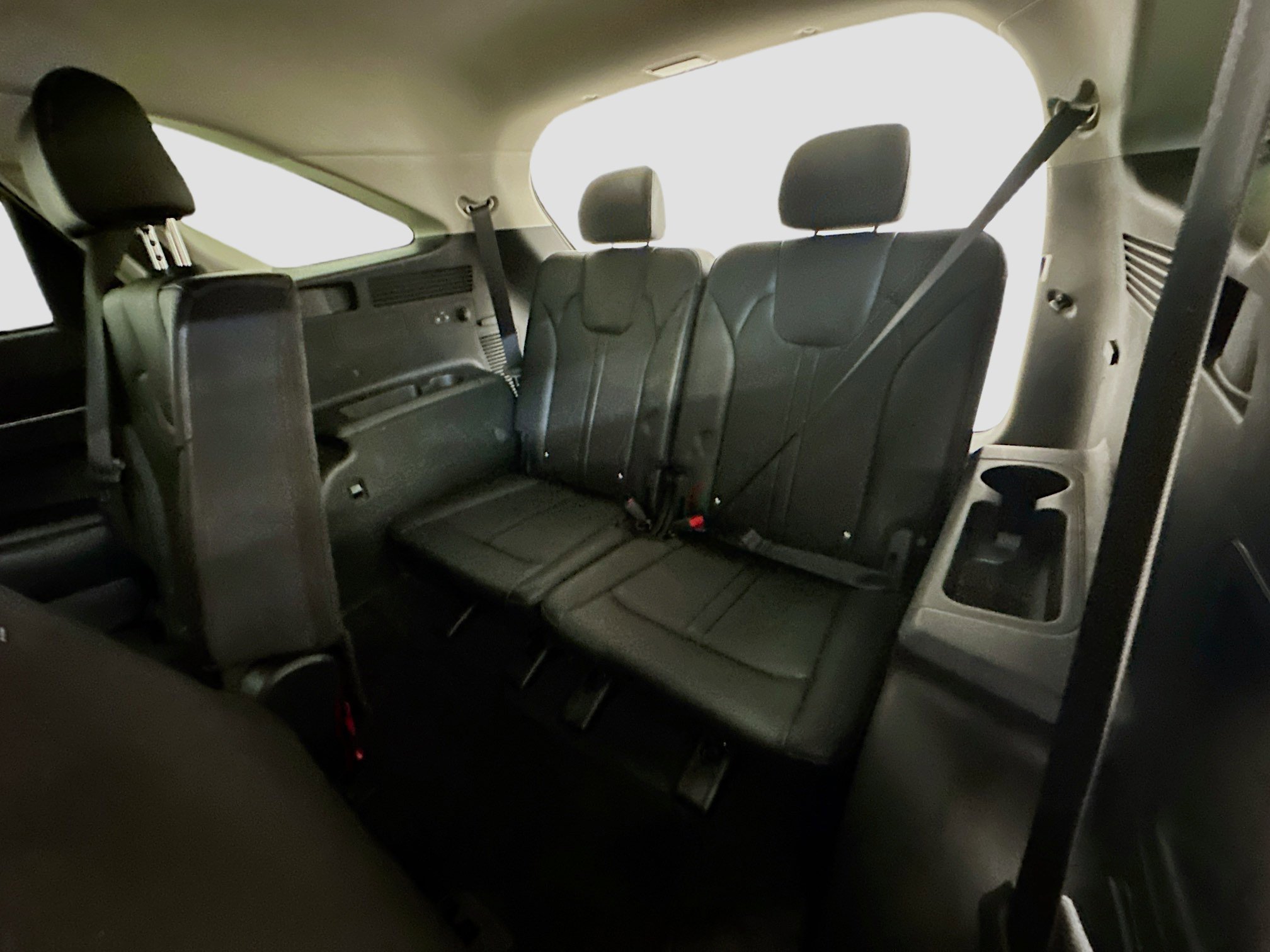 Used 2024 Kia Sorento S image 35