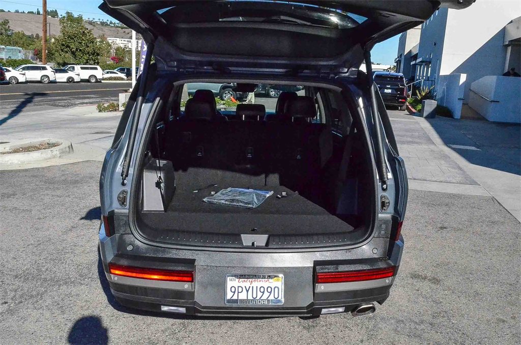 Used 2024 Hyundai Santa Fe Limited image 27