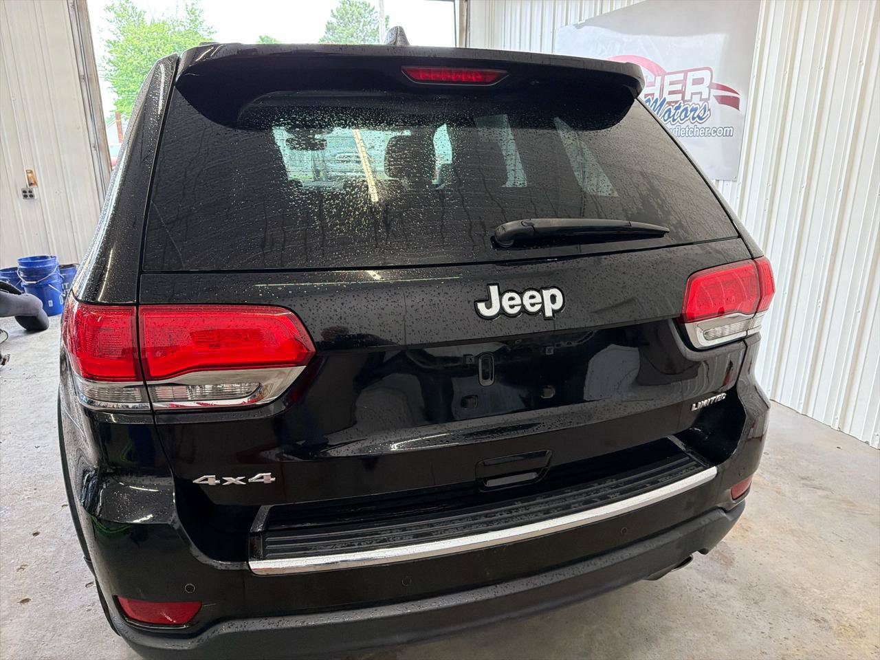 Used 2018 Jeep Grand Cherokee Limited AWD/4WD image 4