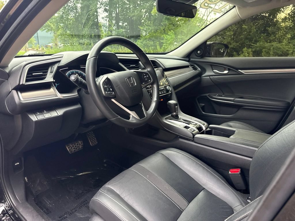 Used 2019 Honda Civic Touring image 15