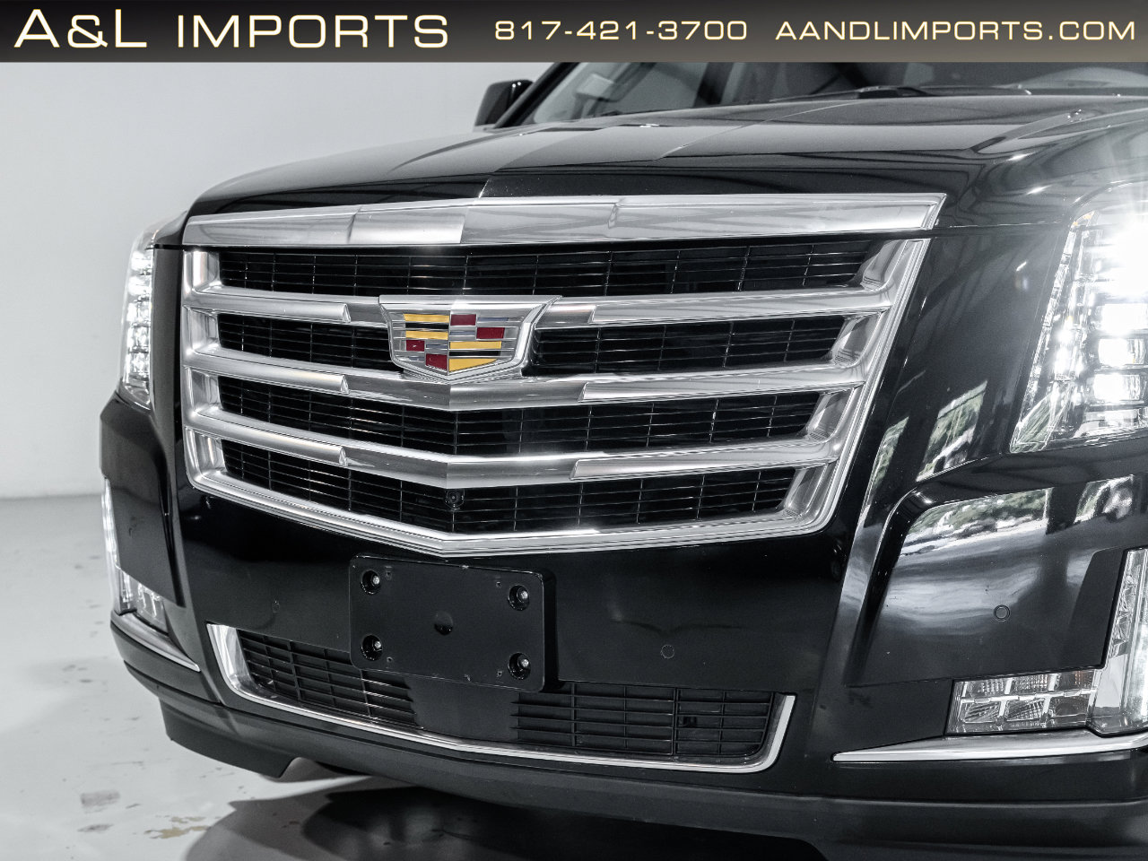 Used 2019 Cadillac Escalade ESV Premium Luxury image 28