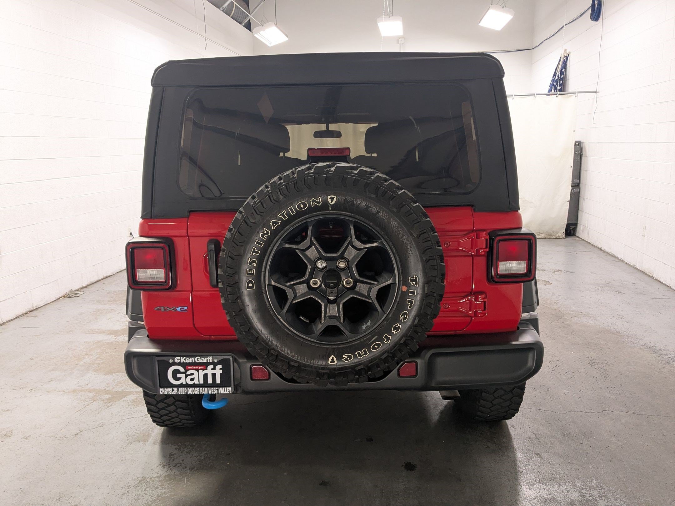 Used 2023 Jeep Wrangler Unlimited AWD/4WD image 8