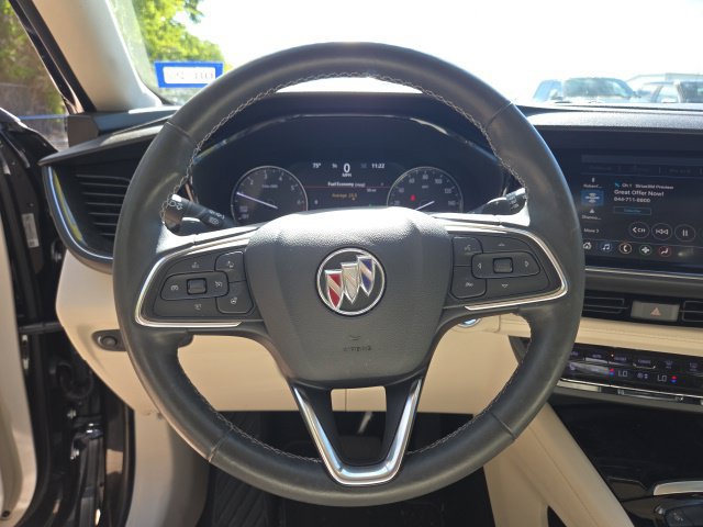 Used 2021 Buick Envision Essence FWD image 9
