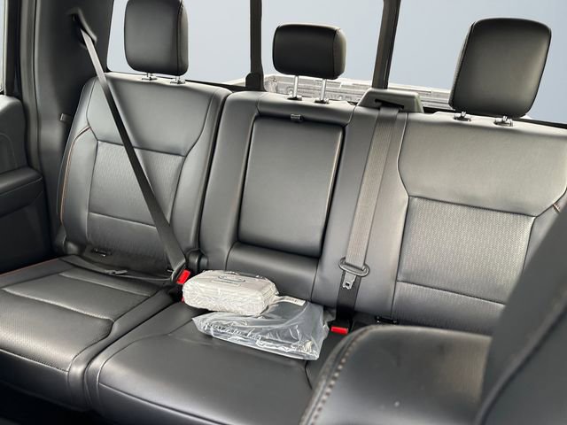 Used 2025 Ford F250 Lariat w/ Lariat Ultimate Package image 11