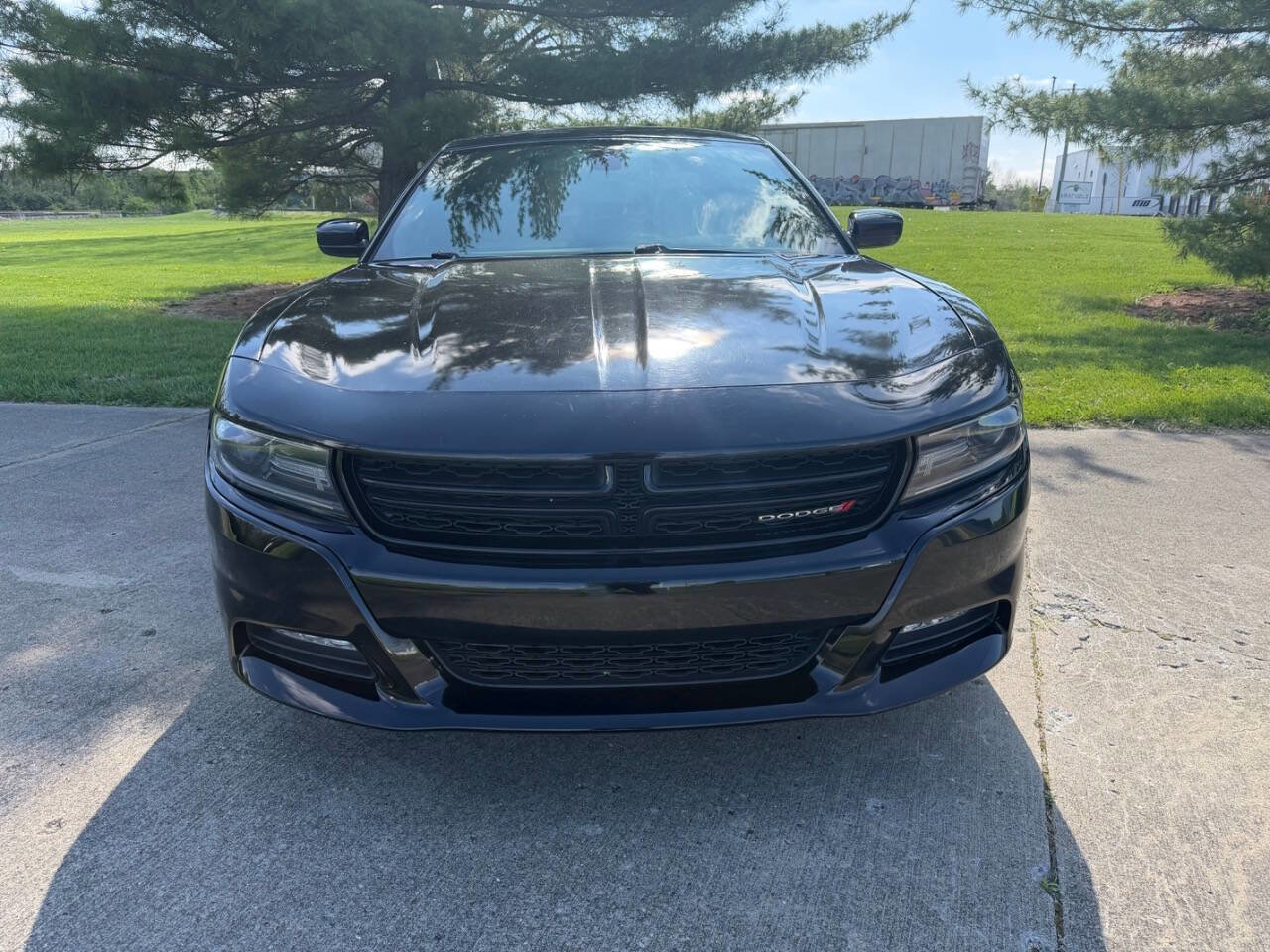 Used 2015 Dodge Charger R/T w/ Plus Group RWD image 2