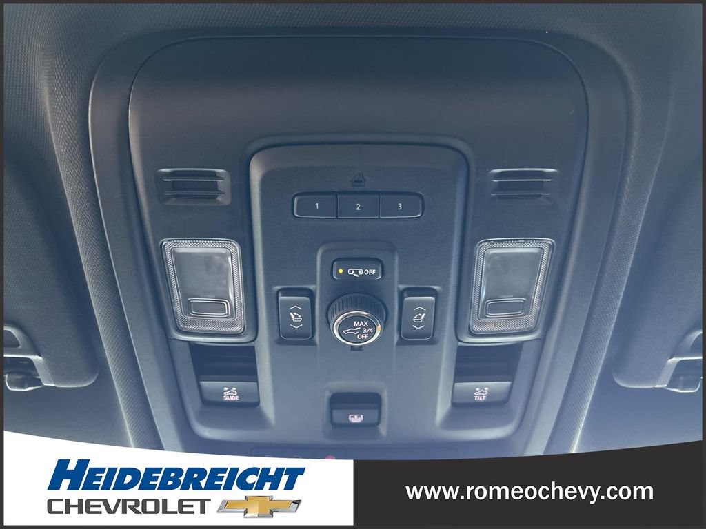 Certified 2023 GMC Yukon SLT w/ SLT Luxury Package AWD/4WD image 28