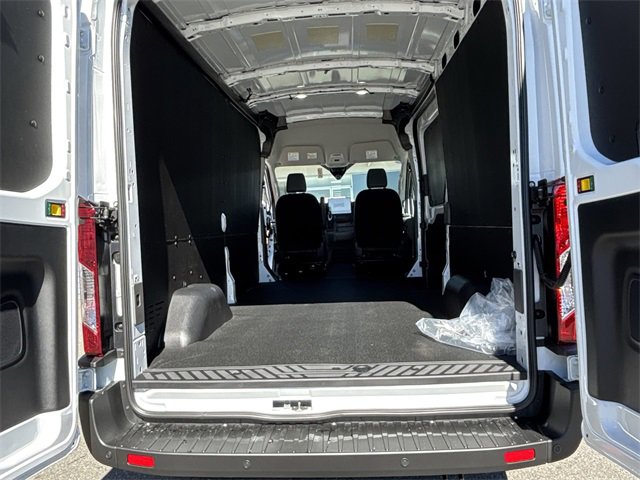 New 2026 Ford Transit 250 148 Medium Roof image 20