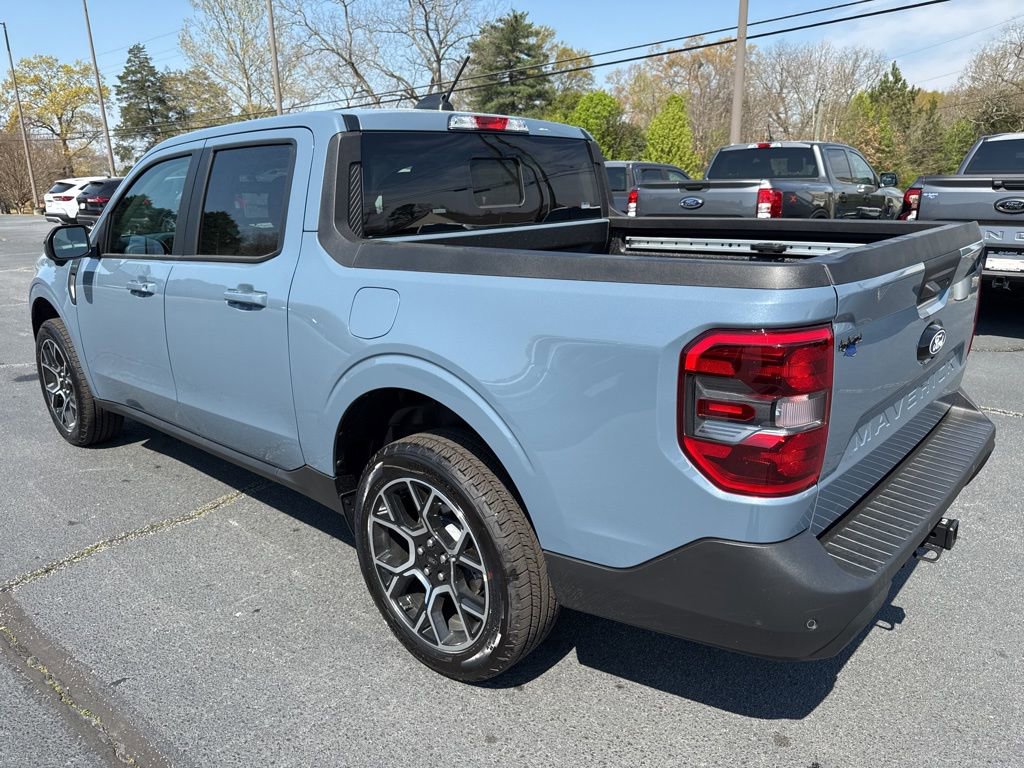 New 2026 Ford Maverick Lariat image 3