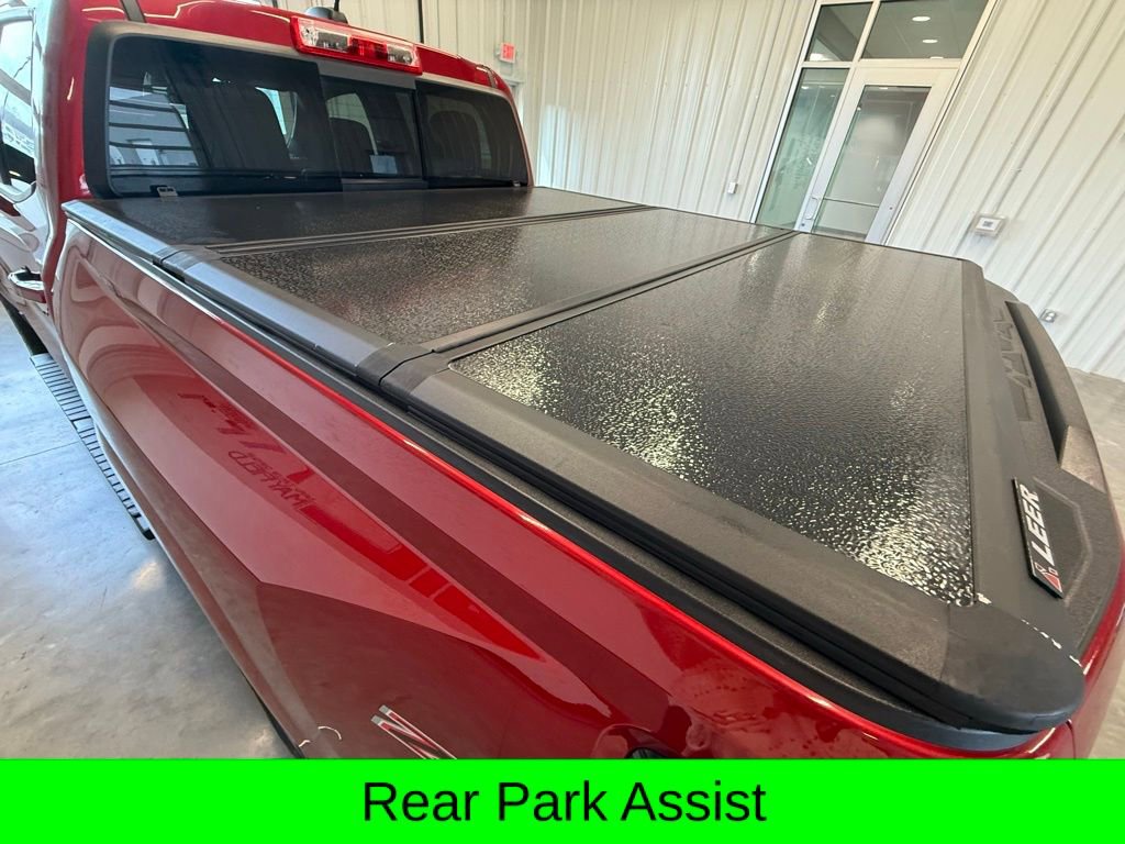 Used 2024 Chevrolet Colorado Z71 w/ Z71 Convenience Package 2 image 7