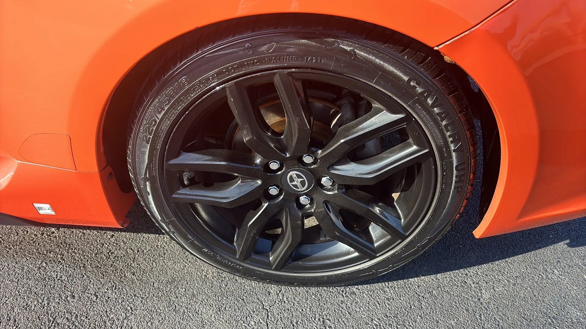 Used 2015 Scion tC image 19