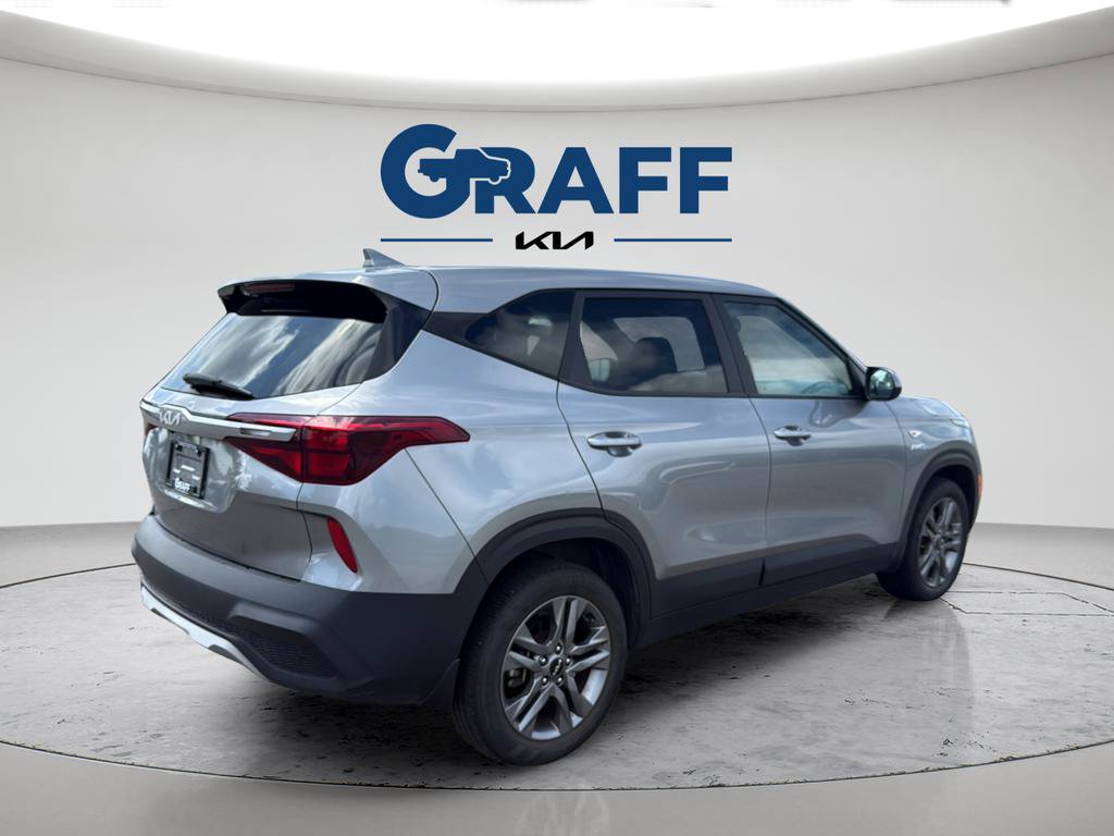 Used 2023 Kia Seltos LX AWD/4WD image 15