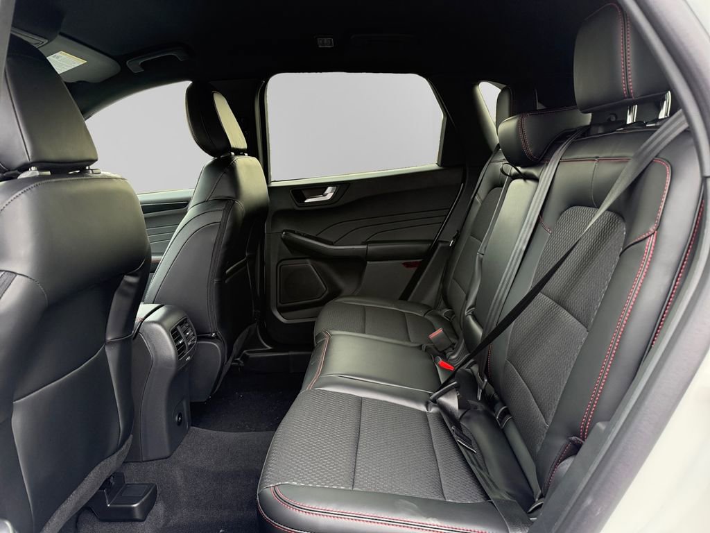 New 2026 Ford Escape ST-Line w/ Cold Weather Package image 15