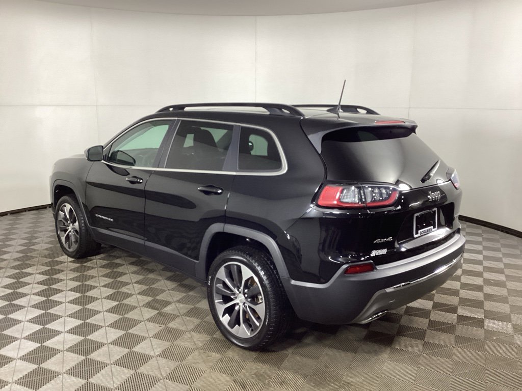 Used 2022 Jeep Cherokee Limited w/ Elite Package AWD/4WD image 4