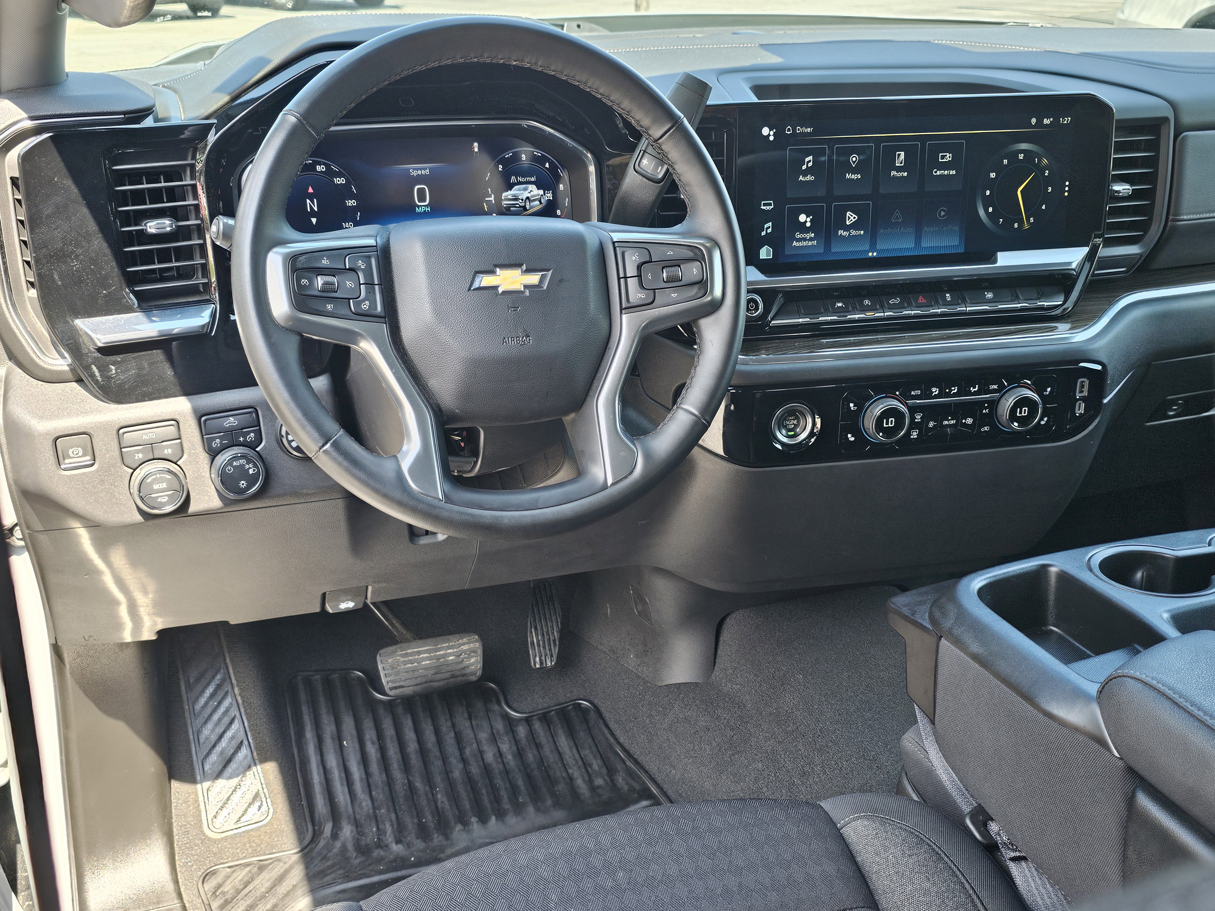 Used 2024 Chevrolet Silverado 1500 LT AWD/4WD image 33