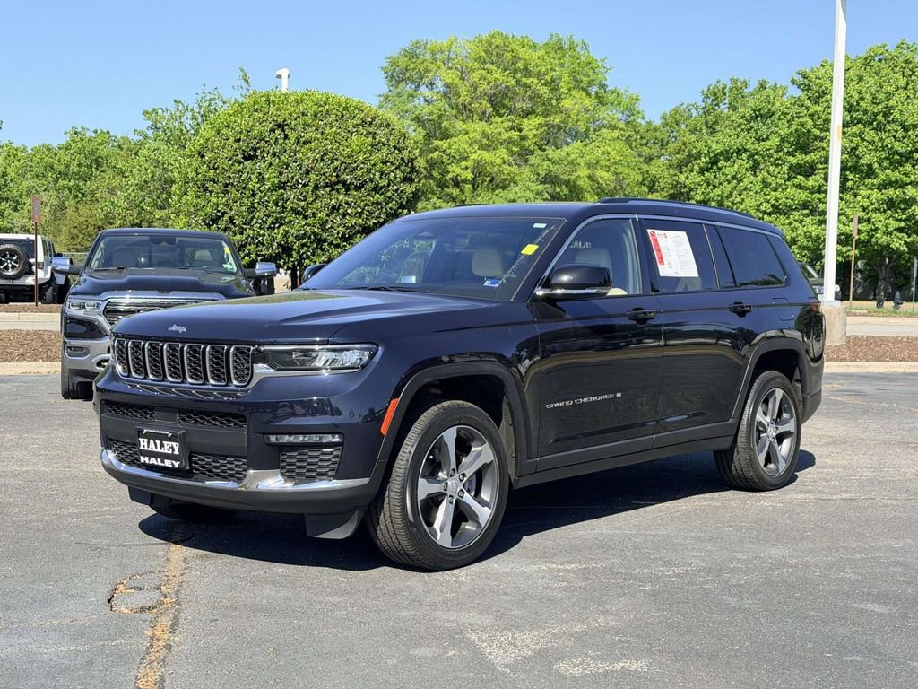 Used 2023 Jeep Grand Cherokee L Limited AWD/4WD image 23