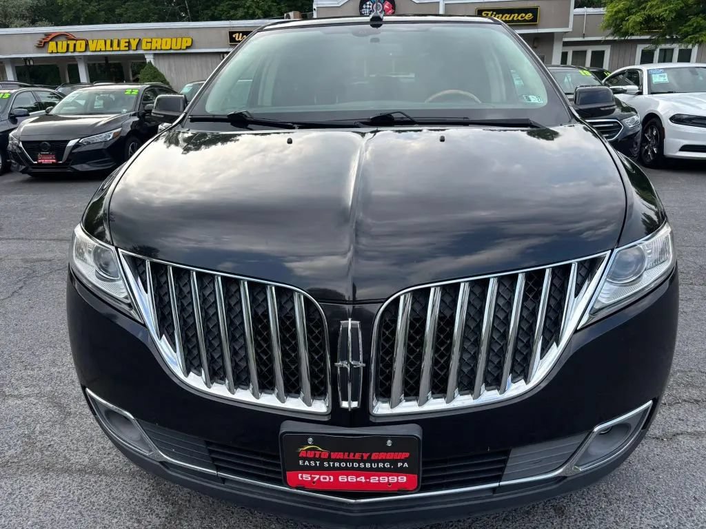 Used 2015 Lincoln MKX AWD w/ Equipment Group 102A image 3