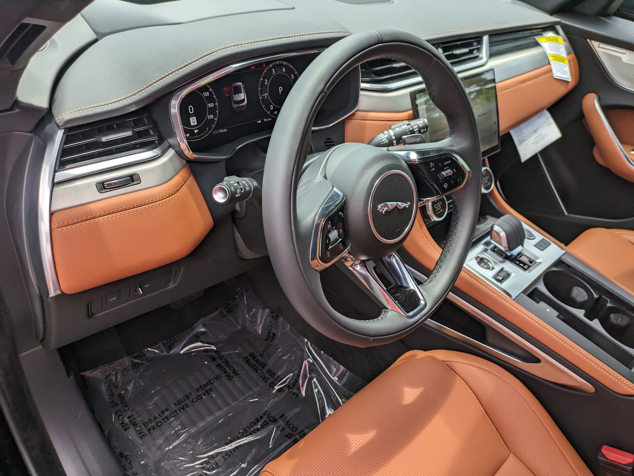 New 2026 Jaguar F-PACE R-Dynamic S image 10
