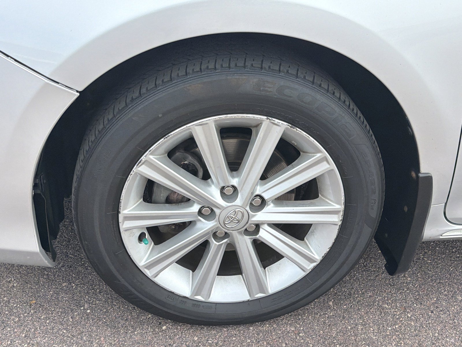 Used 2013 Toyota Camry XLE FWD image 34
