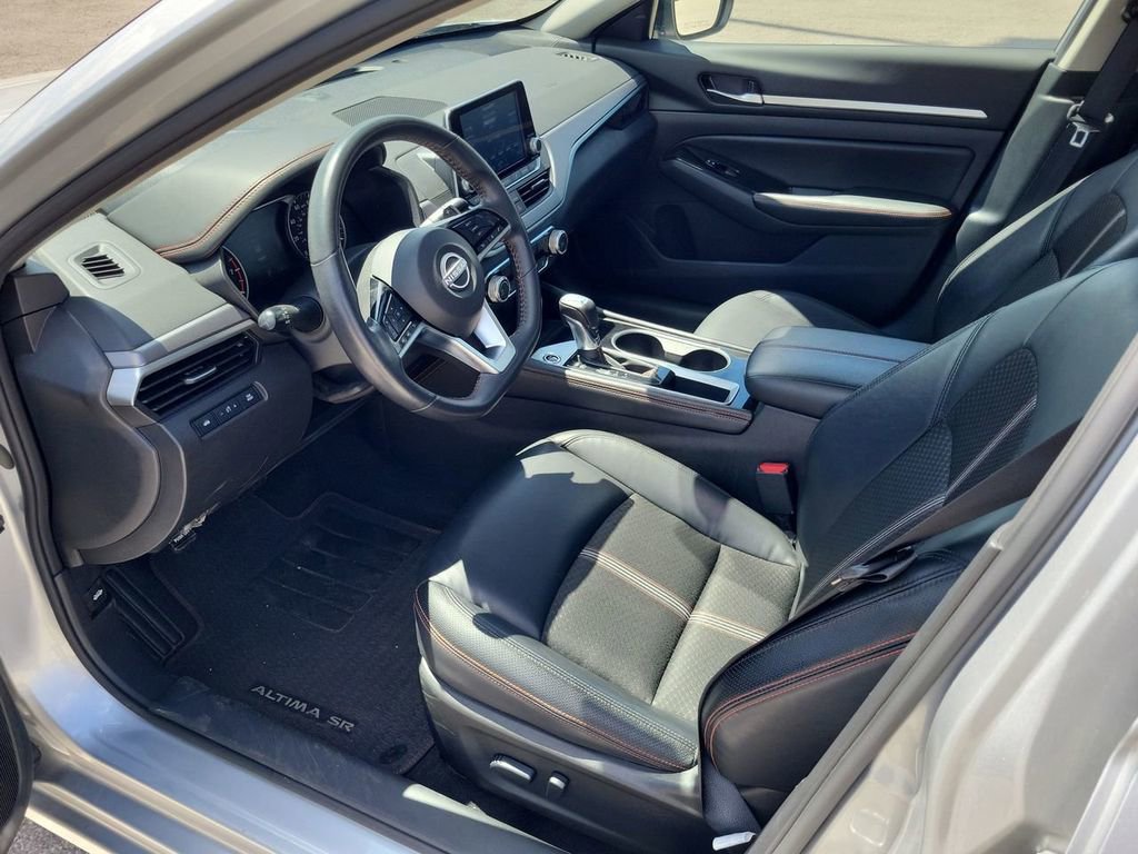 Used 2024 Nissan Altima 2.5 SR image 13