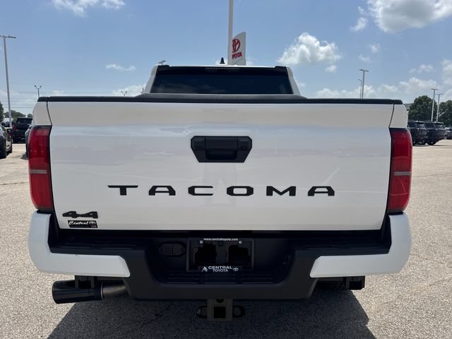 New 2026 Toyota Tacoma SR5 AWD/4WD image 5