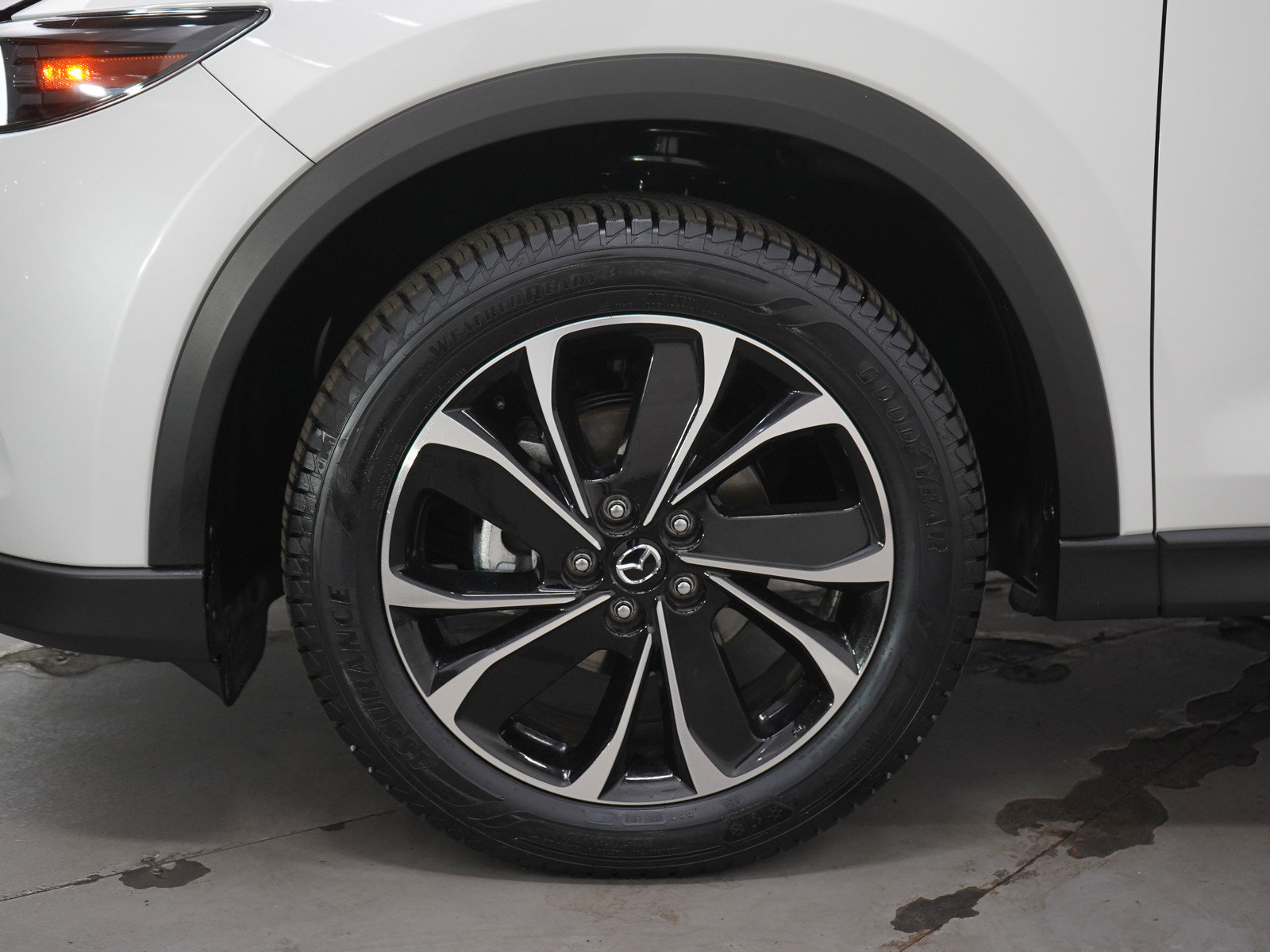 Used 2023 MAZDA CX-5 AWD 2.5 S w/ Premium Package image 29
