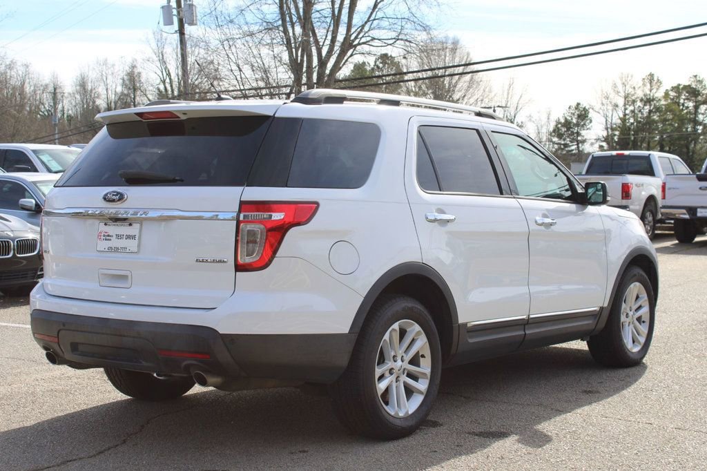 Used 2015 Ford Explorer XLT w/ Equipment Group 202A image 7