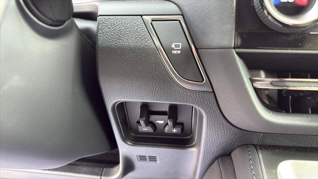 Certified 2025 Lexus GX 550 AWD/4WD image 30