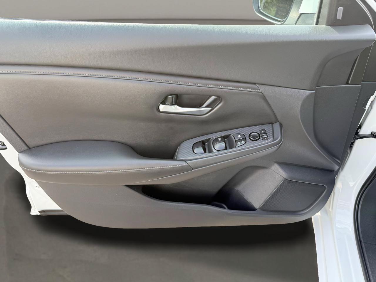 Used 2021 Nissan Sentra S FWD image 19