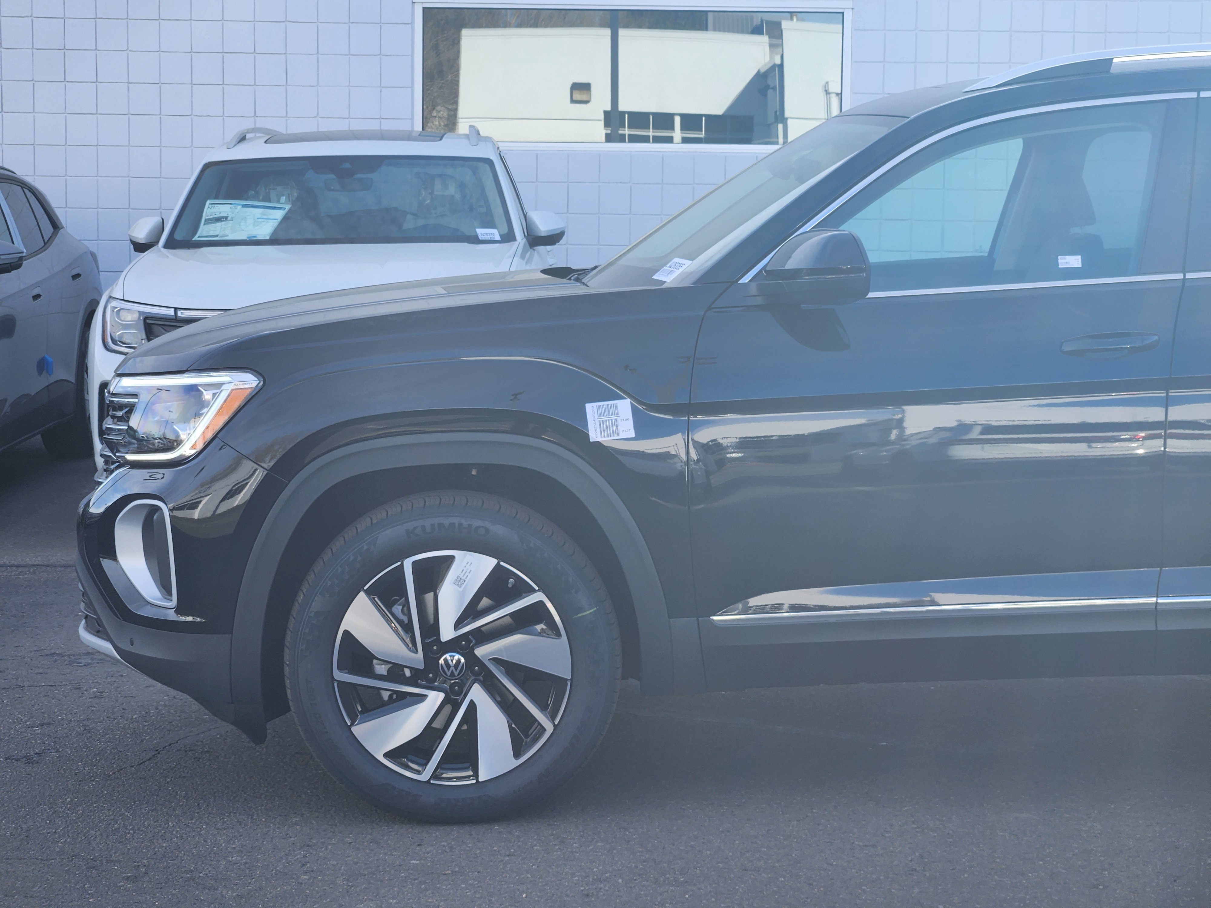 New 2026 Volkswagen Atlas SEL image 2