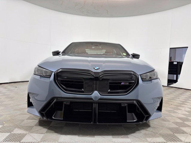 Used 2026 BMW M5 w/ Executive Package AWD/4WD image 2