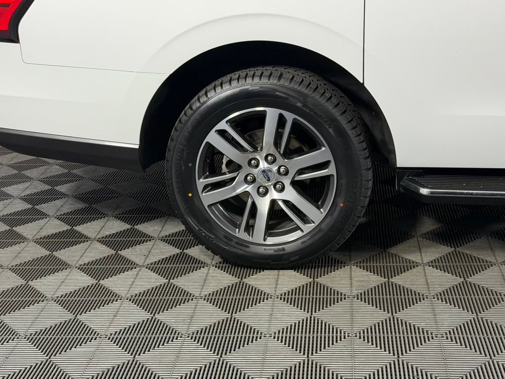 Used 2022 Ford Expedition Max Limited AWD/4WD image 11