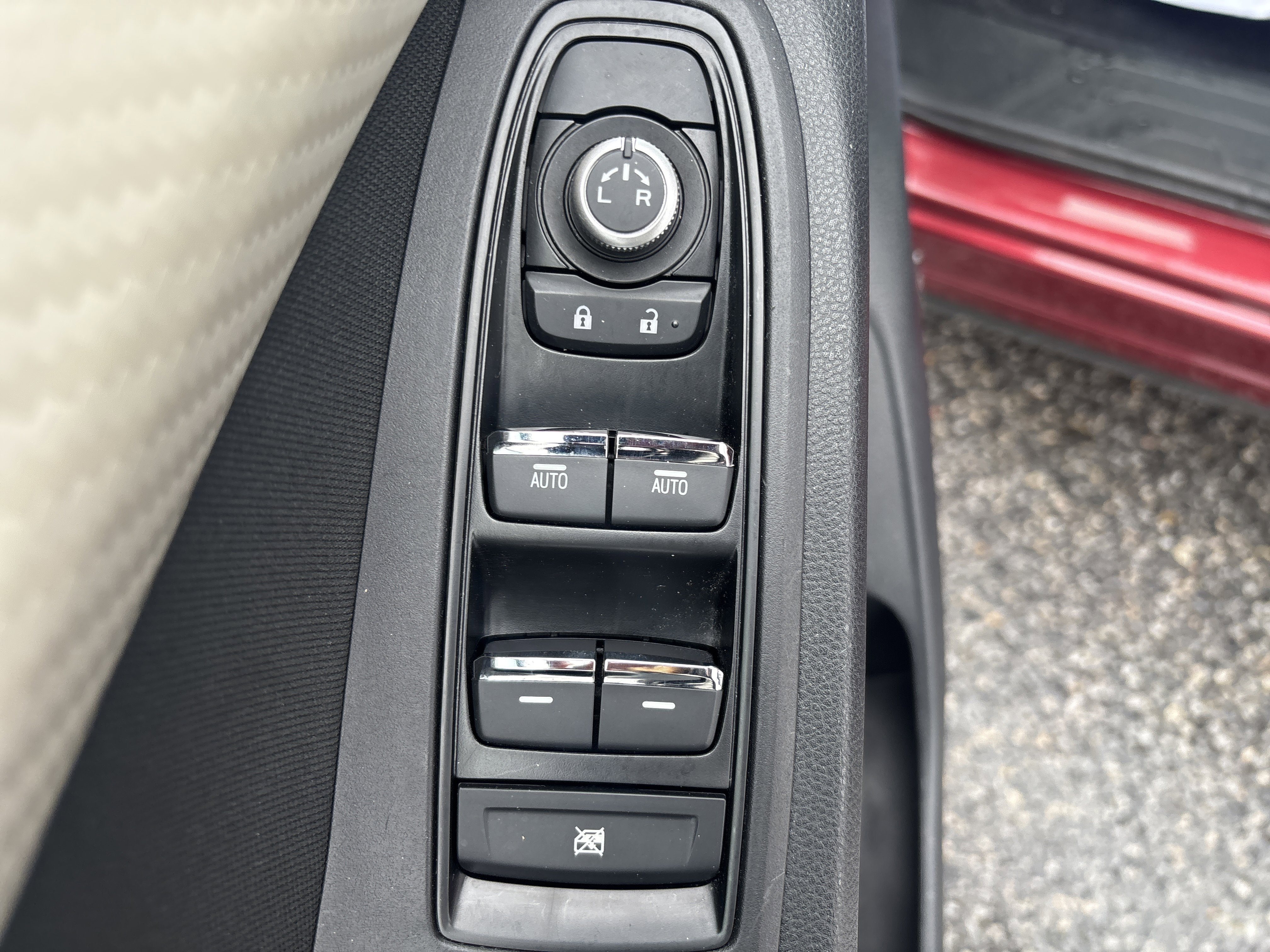 Used 2021 Subaru Ascent Premium w/ Sport Package image 19