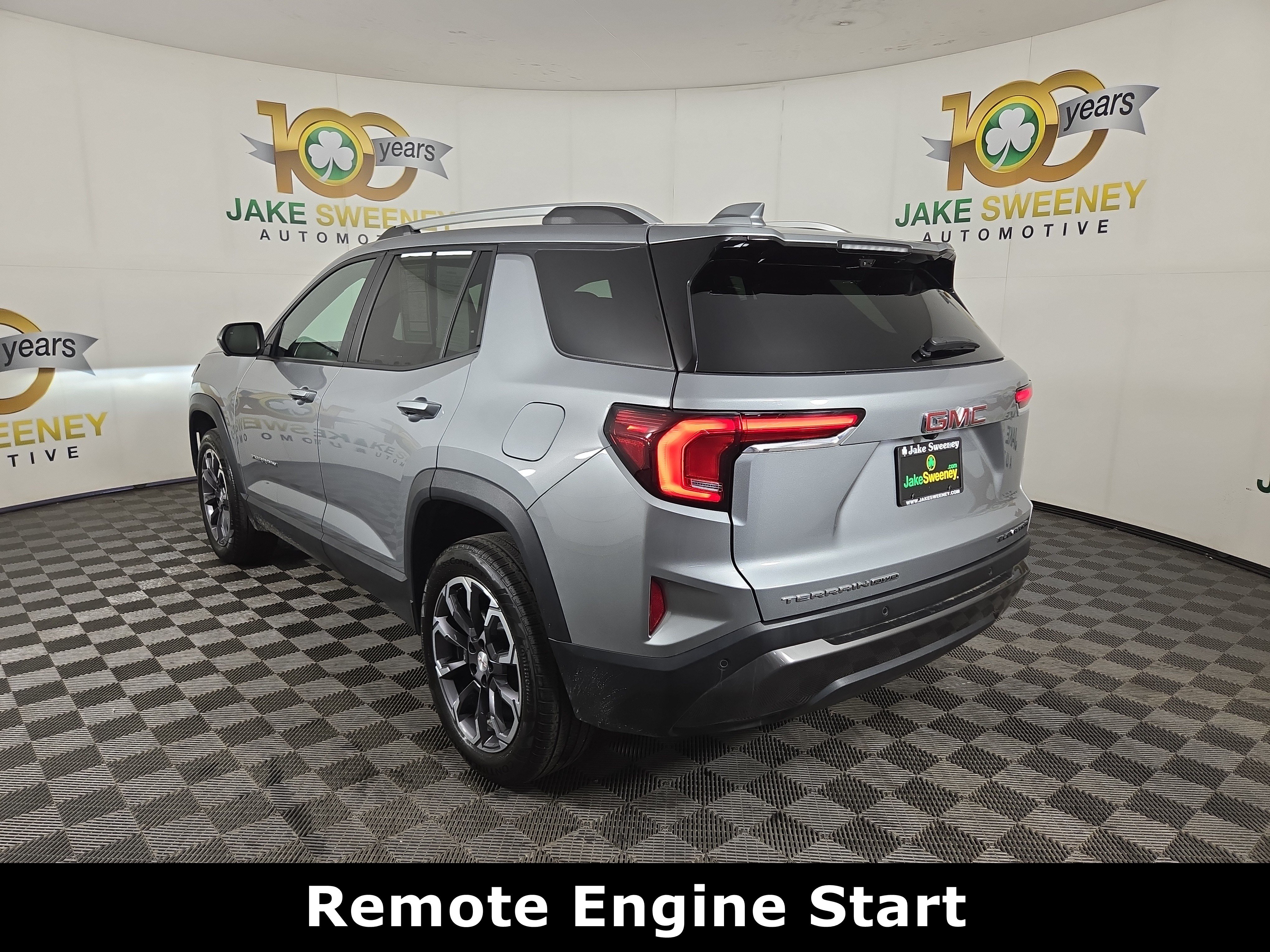 Certified 2025 GMC Terrain Elevation w/ Elevation Premium Package AWD/4WD image 6