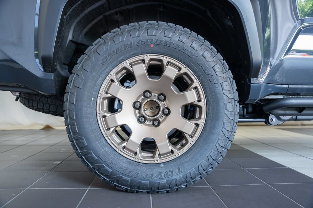 New 2026 Toyota 4Runner Trailhunter AWD/4WD image 25