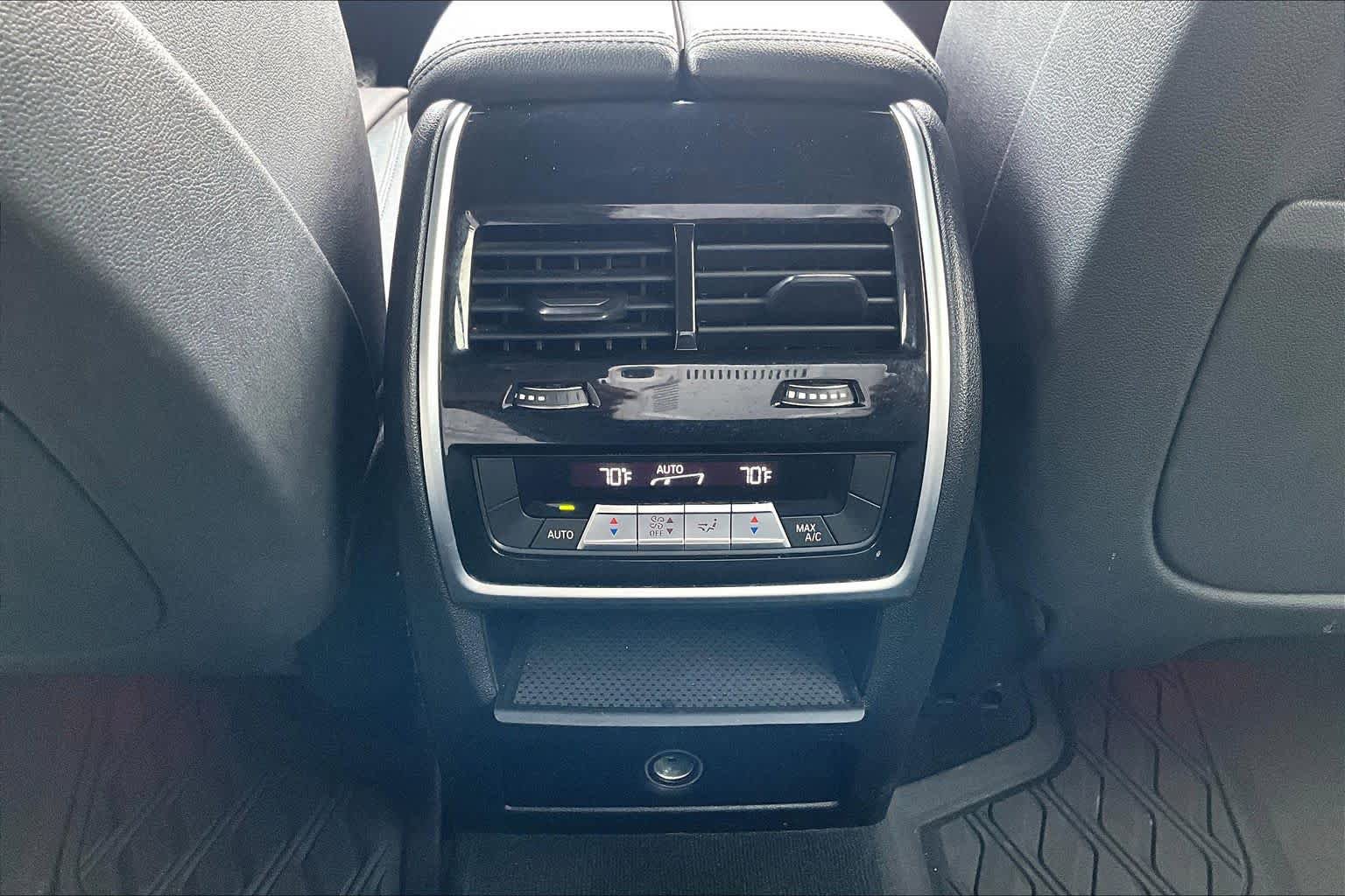 Used 2020 BMW X5 sDrive40i w/ Premium Package RWD image 34