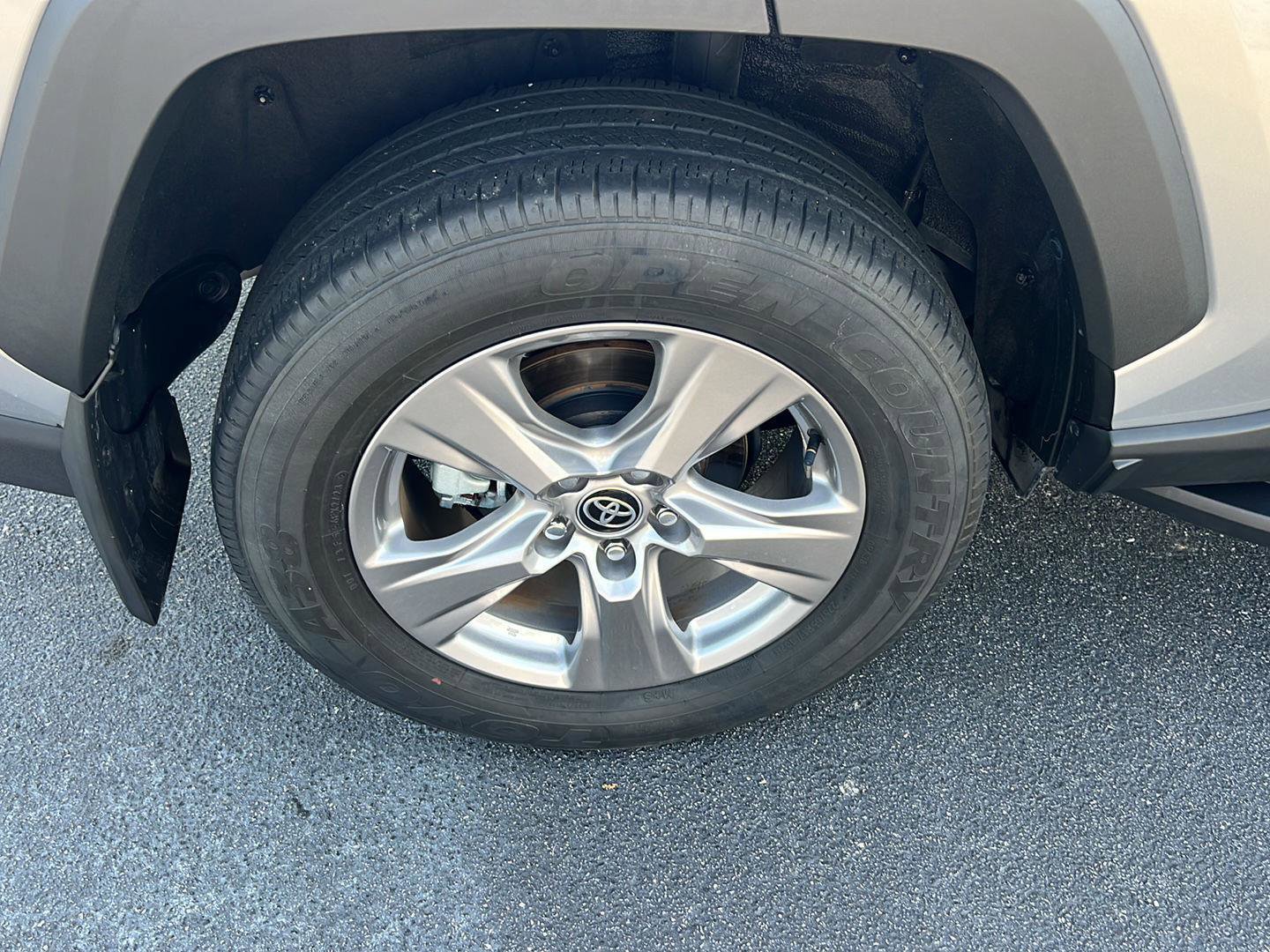 Certified 2023 Toyota RAV4 XLE image 37