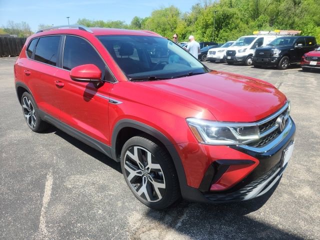 Used 2022 Volkswagen Taos SEL AWD/4WD image 4