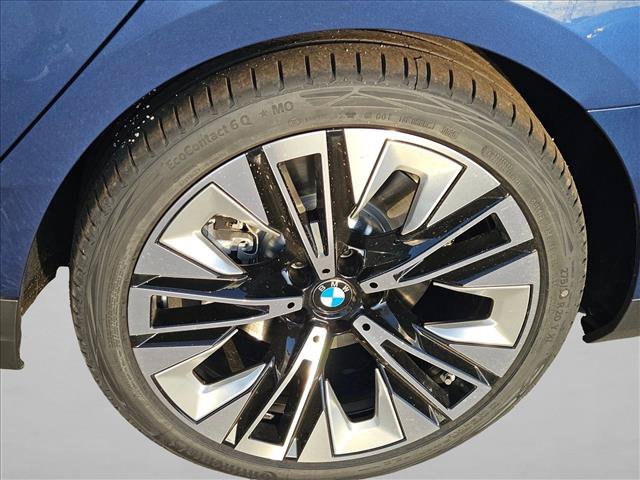 New 2027 BMW i5 eDrive40 RWD image 10