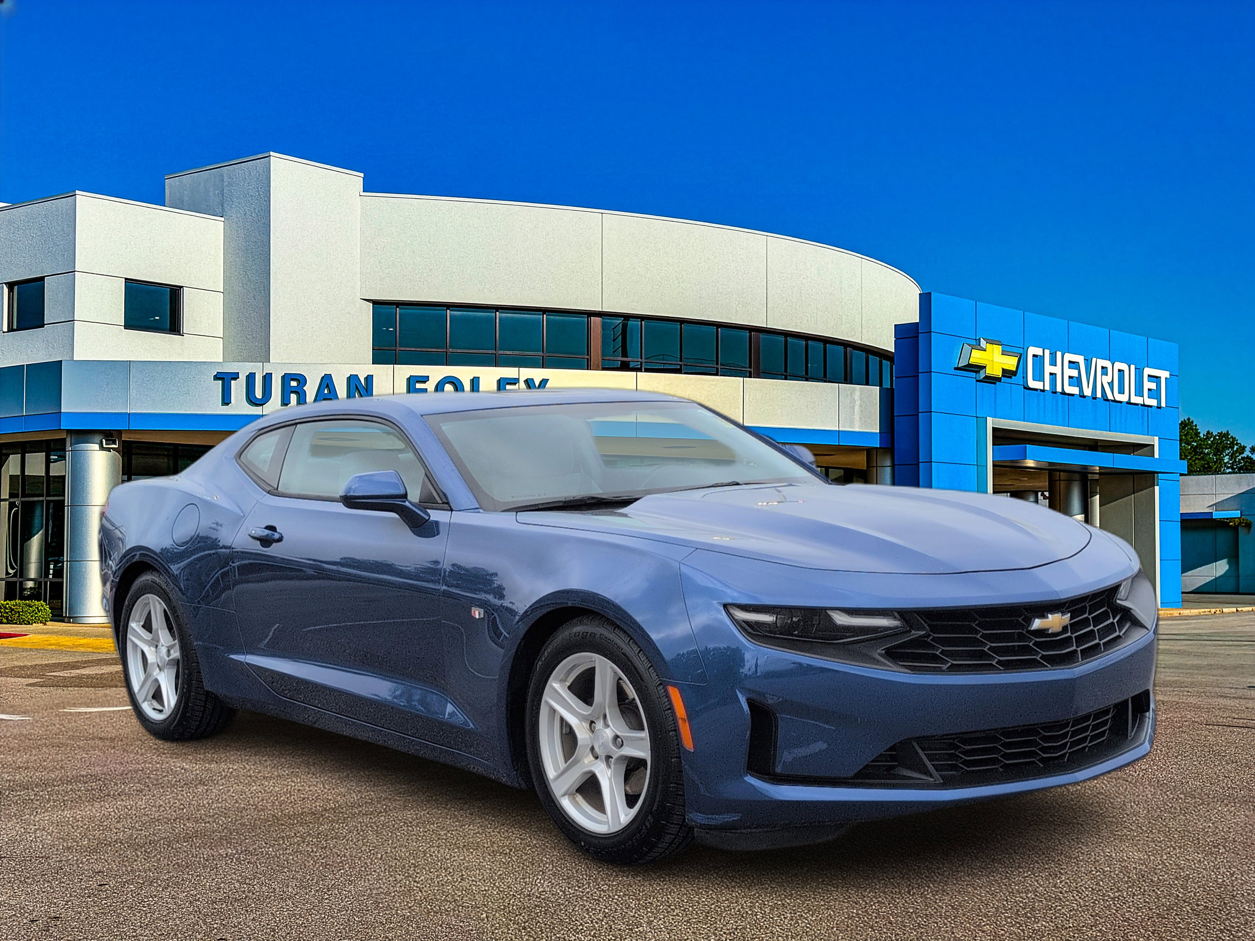 Used 2020 Chevrolet Camaro LT RWD image 8
