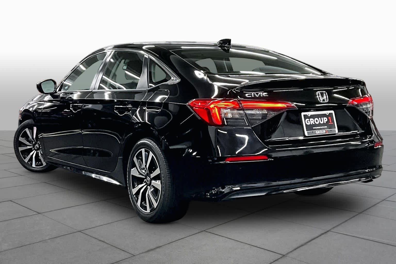 Used 2023 Honda Civic EX image 11